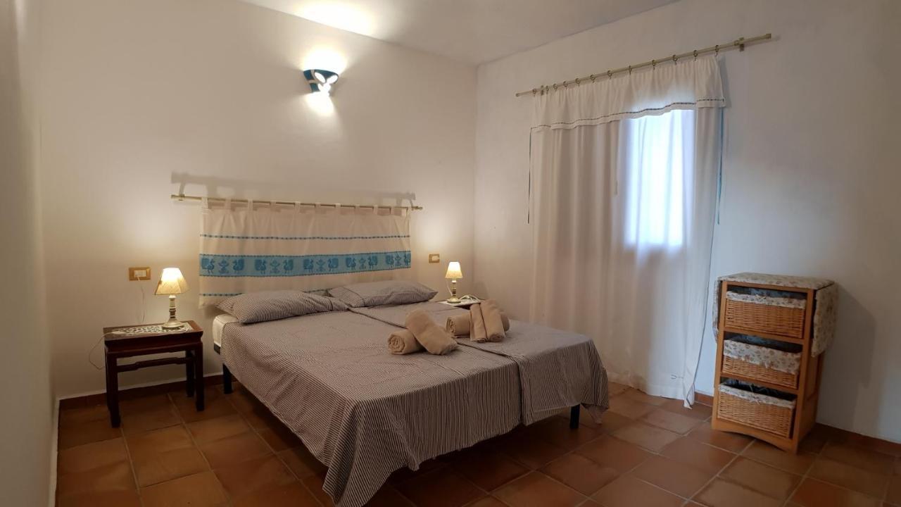 Villa Casa Mate Орозеи Екстериор снимка