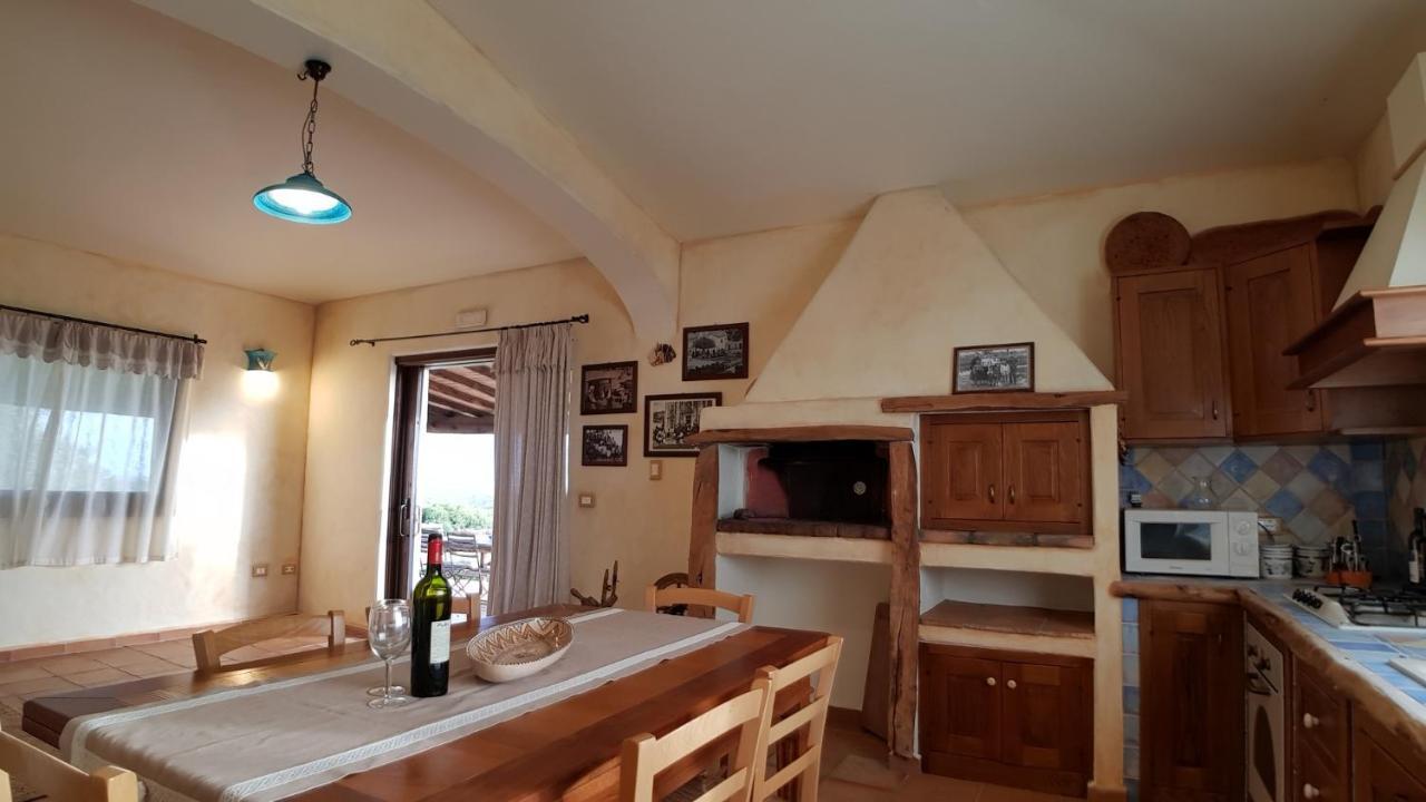 Villa Casa Mate Орозеи Екстериор снимка